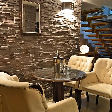 Domus Aparthotel Скоп'є Екстер'єр фото