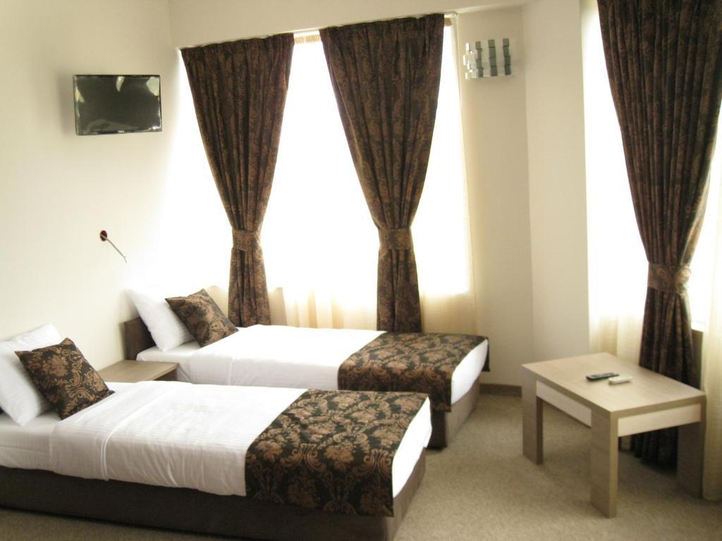Domus Aparthotel Скоп'є Екстер'єр фото